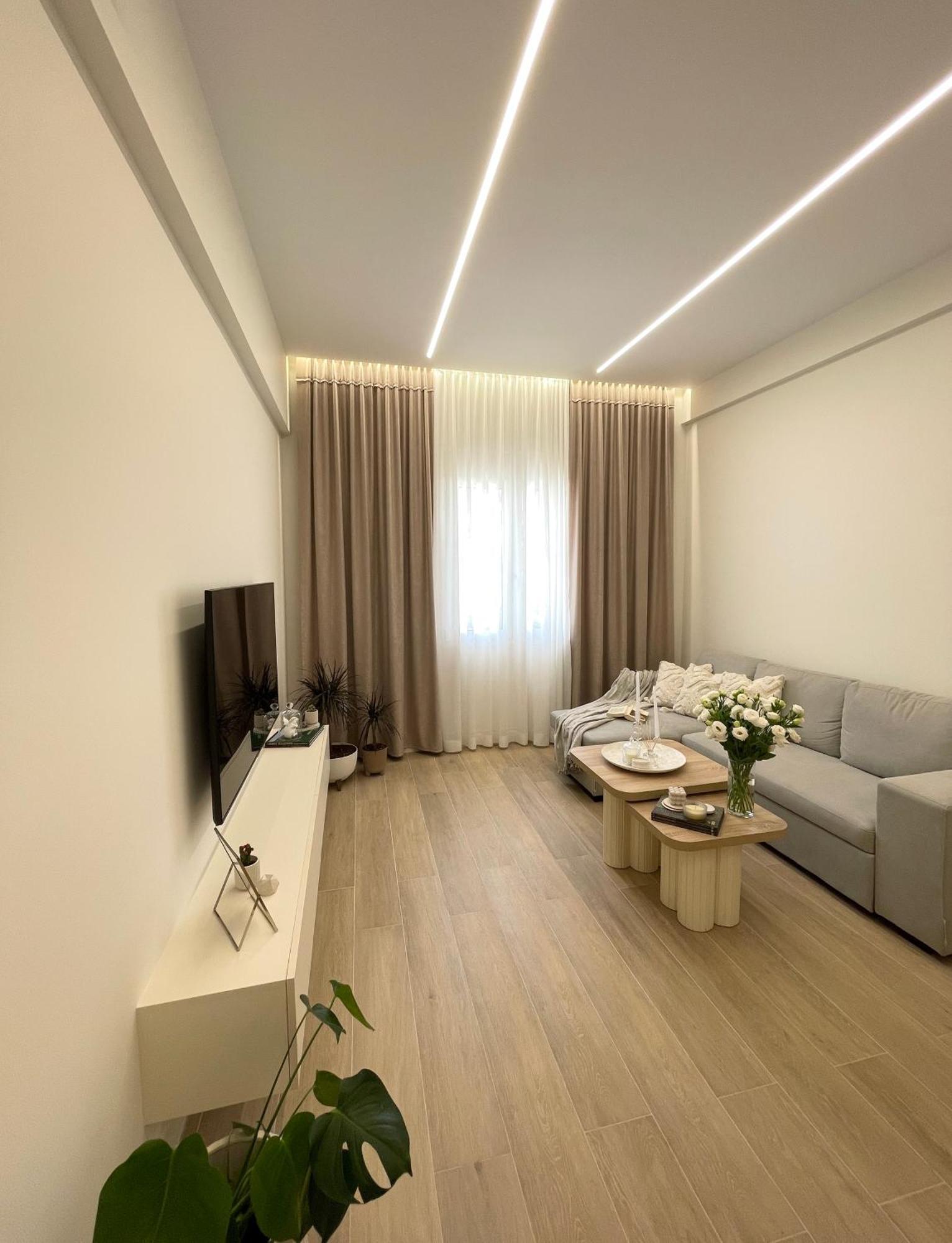 Aurora Apartment , In The Heart Of Athena Bagian luar foto