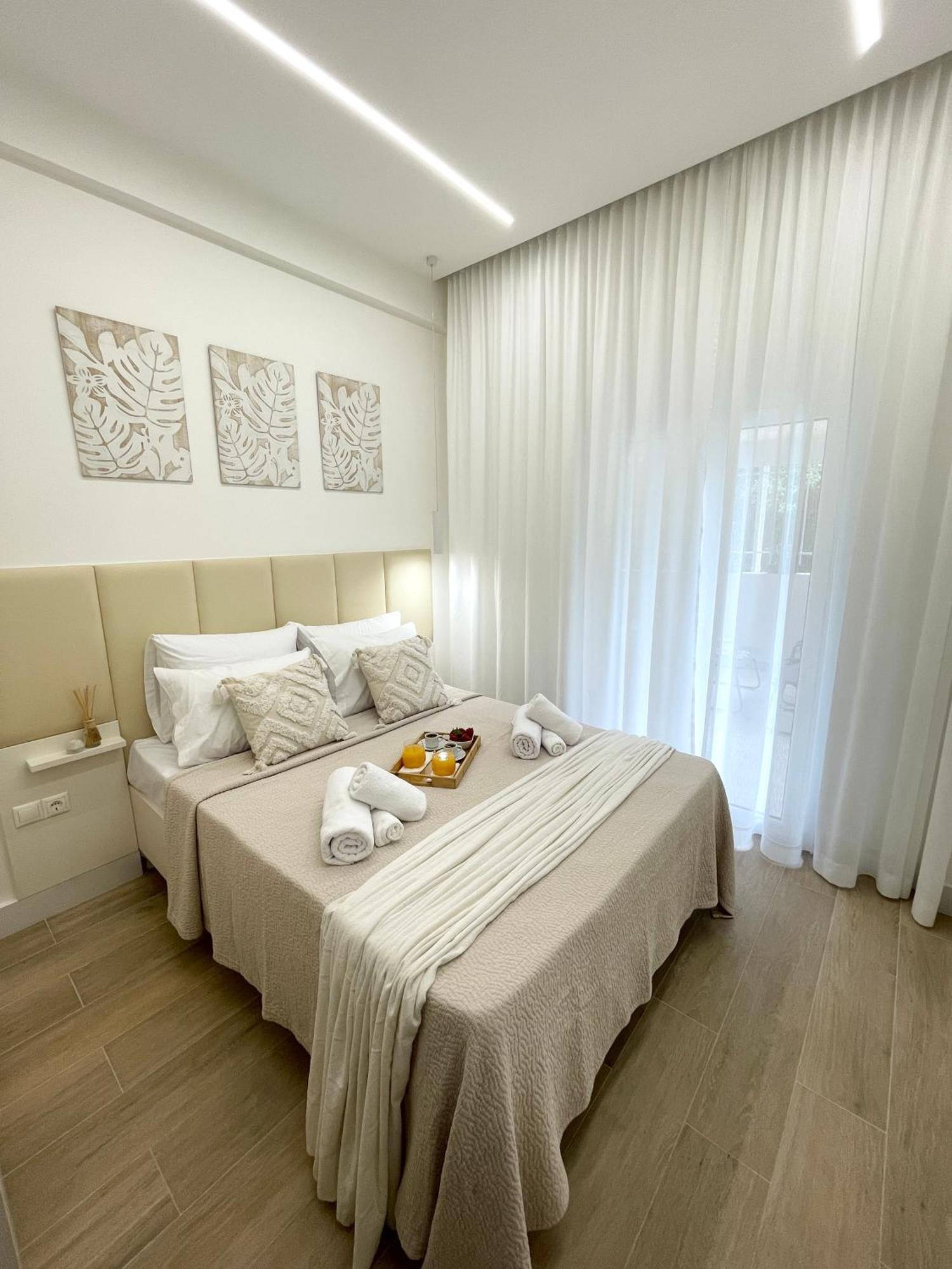 Aurora Apartment , In The Heart Of Athena Bagian luar foto