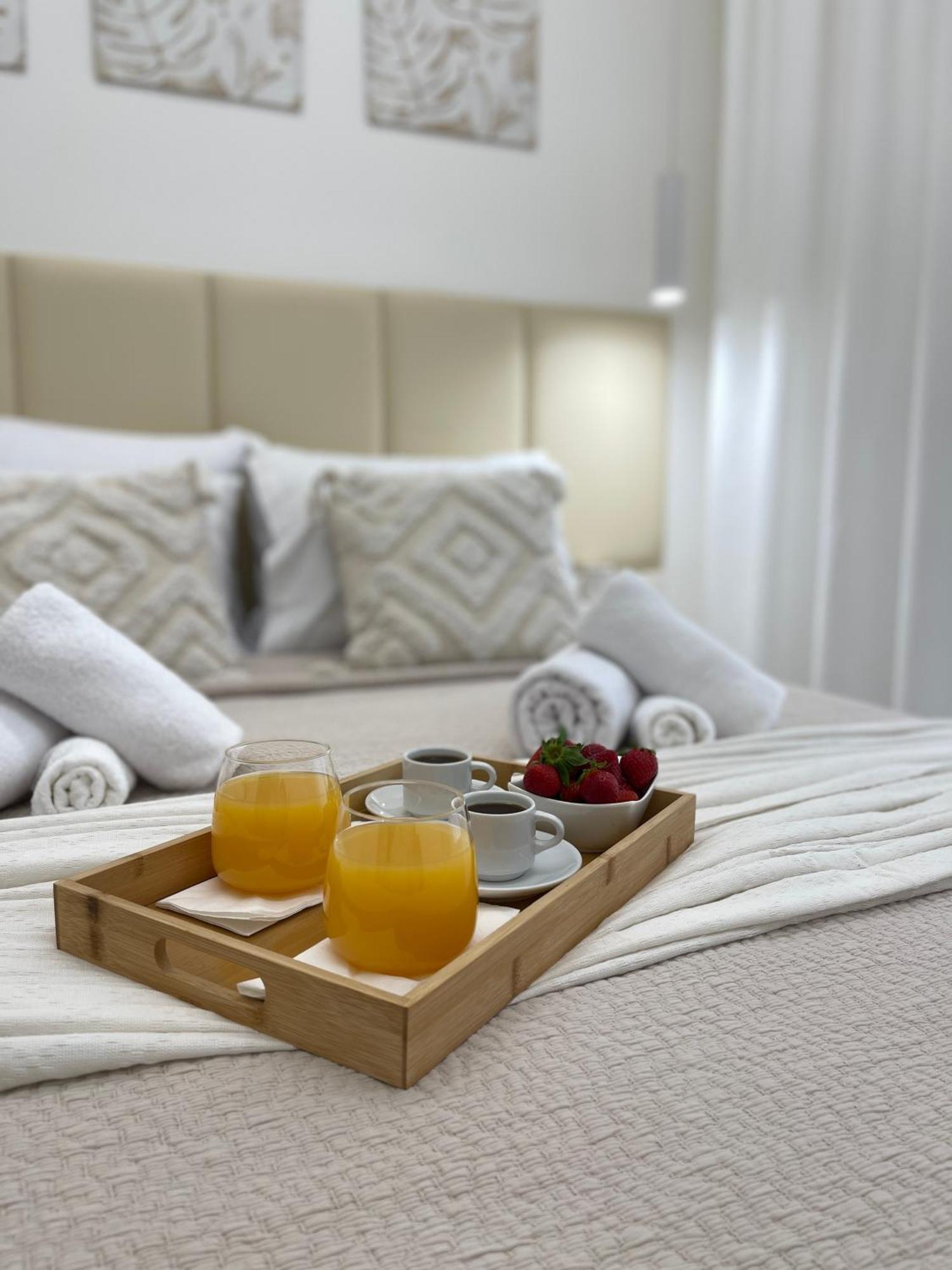Aurora Apartment , In The Heart Of Athena Bagian luar foto